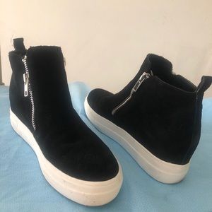 Steve Madden High Top Sneakers